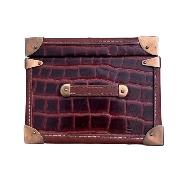 Croc Embossed Faux Leather Trunk Box – Jewelry / Keepsake Storage 5" X 3.25" X 4 - Picture 3 of 6